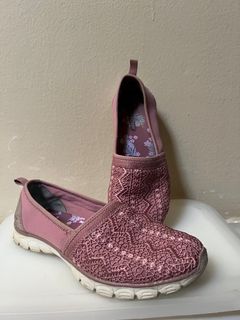 (Category: ) located in . Submitted by caramera (Listing ID 1209911579, Image 1). Description: .
