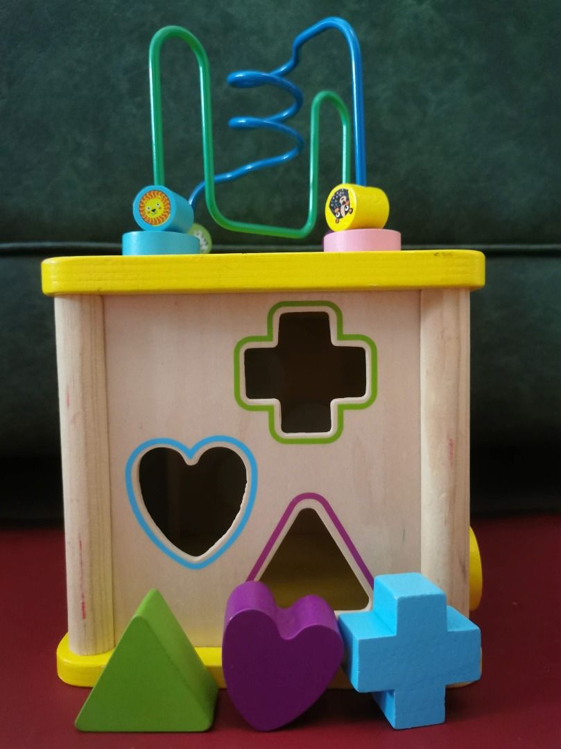 Squirrel on sale activity cube