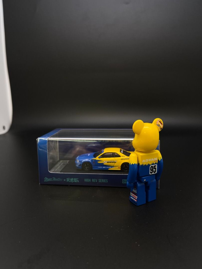 Stance Hunters GT-R R34 Z-Tune Spoon with Figure bear brick, 興趣及遊戲, 玩具 ...