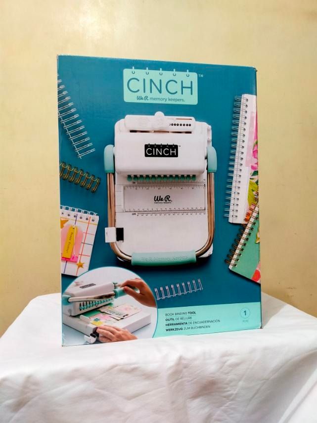 The Cinch V2 by We R Memory Keepers, Hobbies & Toys, Stationary & Craft