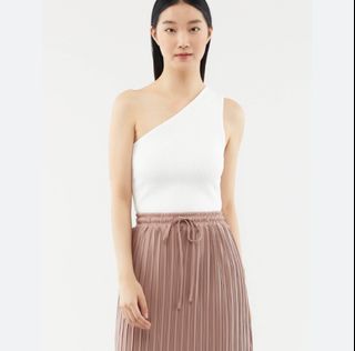 (Category: ) located in . Submitted by wardrobemeeeee (Listing ID 1209952081, Image 1). Description: .
