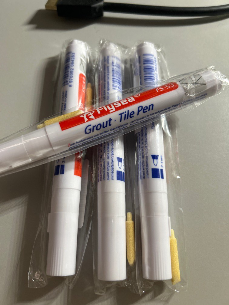 Tile grout pen (x4), Hobbies & Toys, Stationery & Craft, Other
