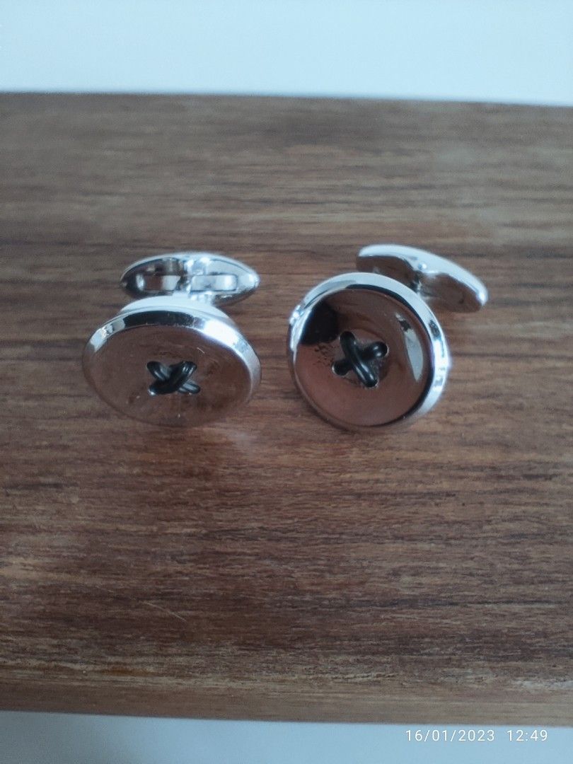 Tumi cufflinks on sale