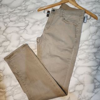 (Category: ) located in . Submitted by rewear.closet (Listing ID 1210045862, Image 1). Description: .