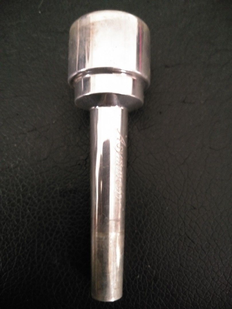 Unique Asymmetric Bb Trumpet Mouthpiece model 3C+544, Hobbies & Toys, Music & Media, Music