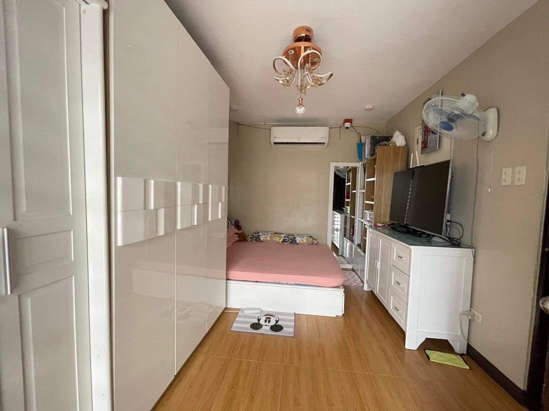 House and Lot for sale!!! Villa Esmeralda, Property, For Sale, House