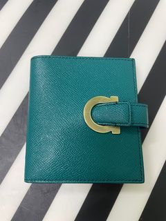 wallet ferragamo women