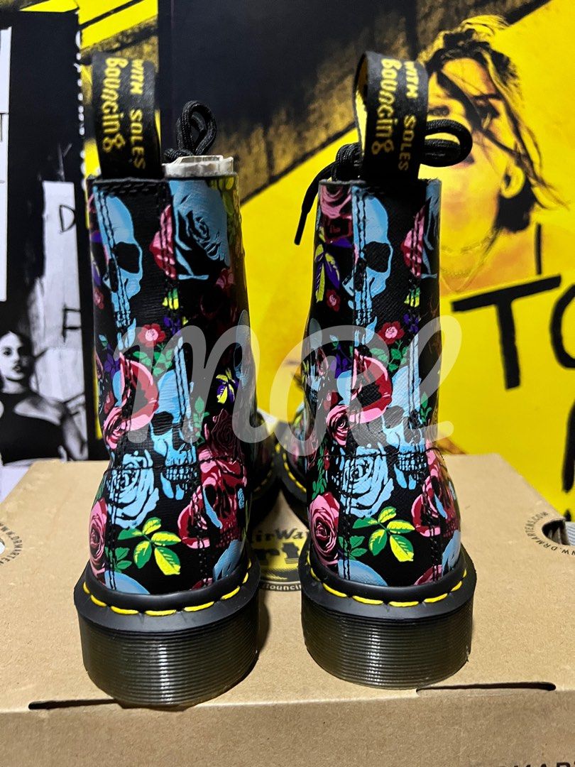 1460 Pascal ROSE a.k.a Skulls and Roses