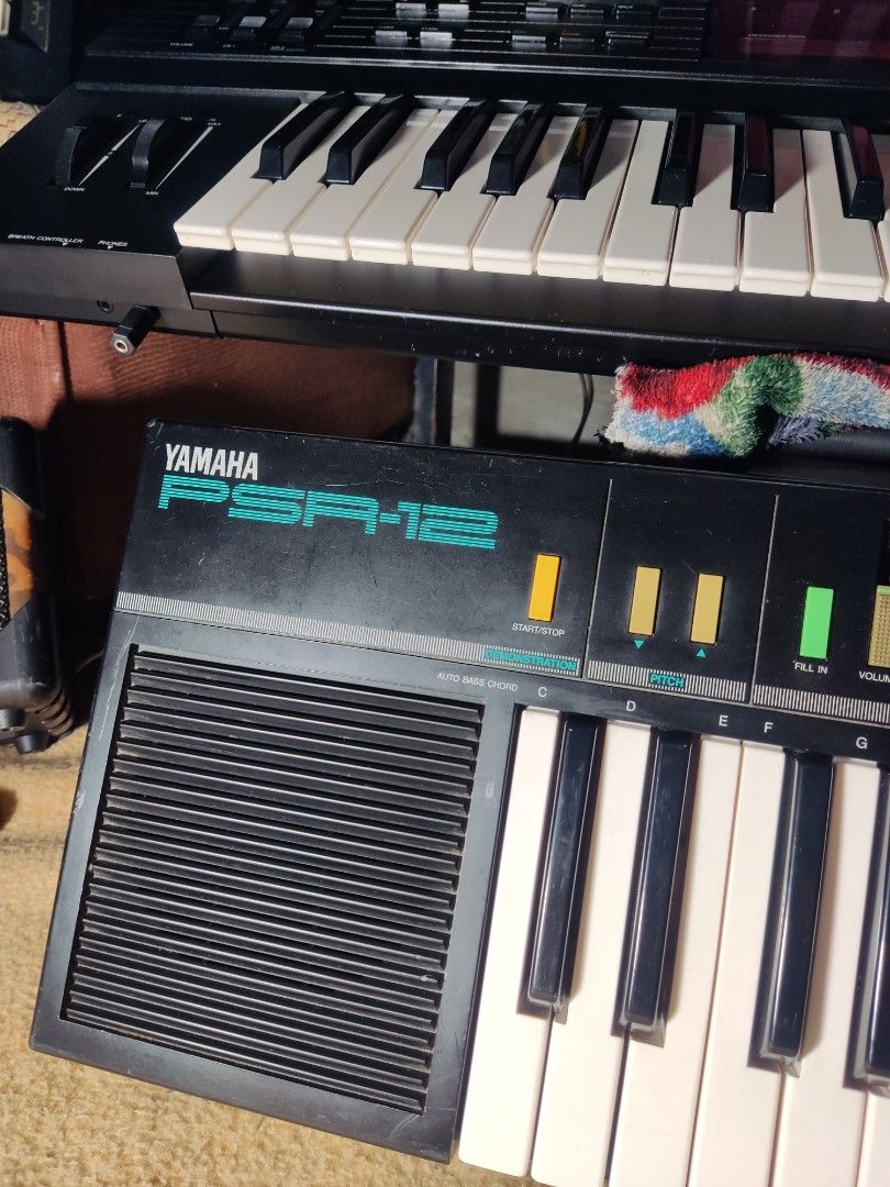 1987 Yamaha PSR12 Keyboard Piano Synthesizer, Hobbies & Toys, Music