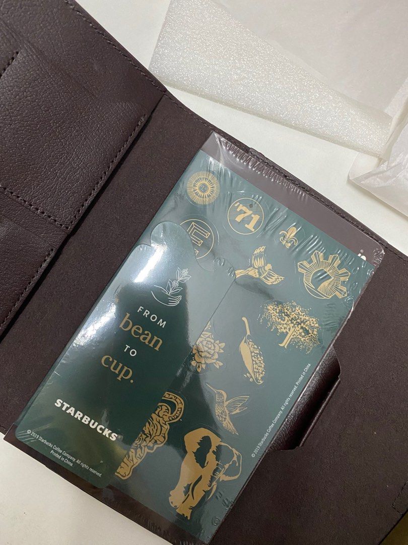 2020 Starbucks Collection Travel Organizer, Hobbies & Toys, Travel