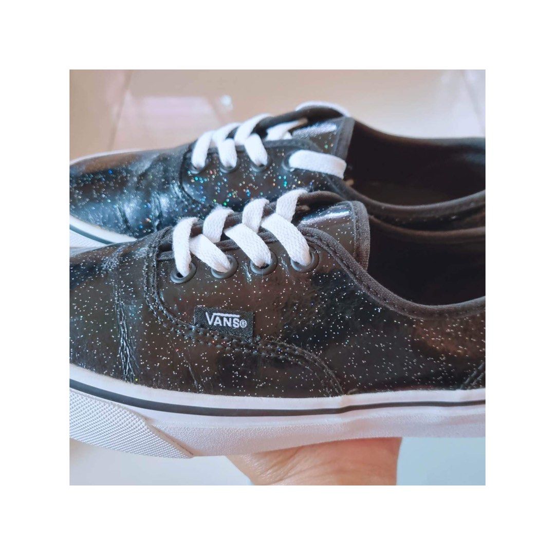 22.5cm / Eur 36 / US 6 • Vans Glitters BW, Women's Fashion, Footwear,  Sneakers on Carousell