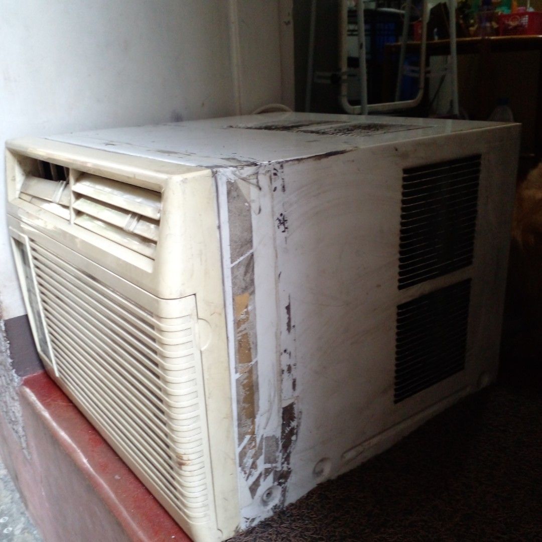 2nd hand aircon, TV & Home Appliances, Air Conditioning and Heating on