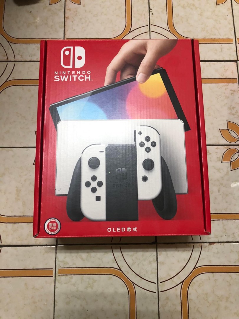 任天堂switch oled 9.5新以上狀況非常良好保固至今年2/6 台南面交