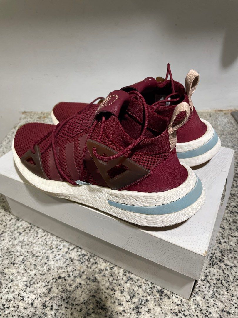 Adidas Arkyn Burgundy, Women's Fashion, Footwear, Sneakers on Carousell