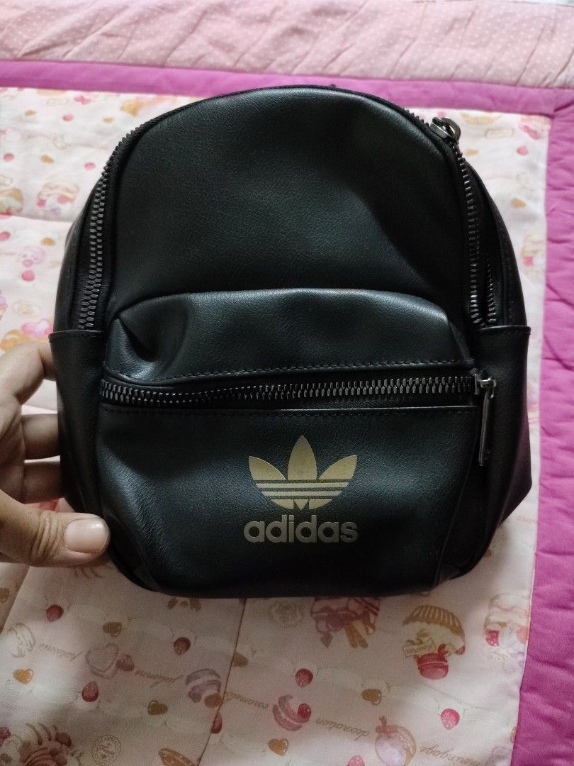 Adidas mini bag 2025