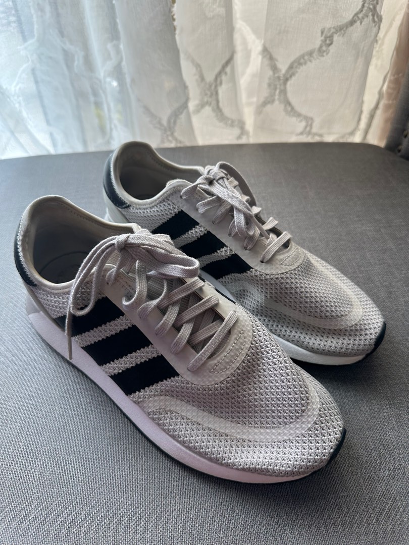 skechers air tennis shoes