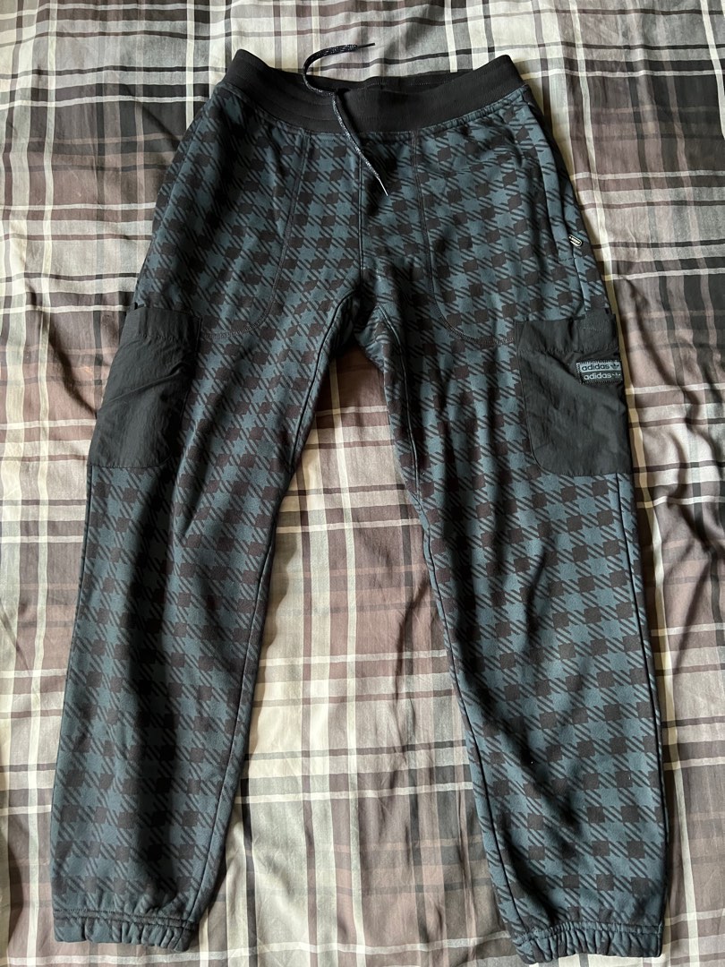 Adidas outlet ryv pants