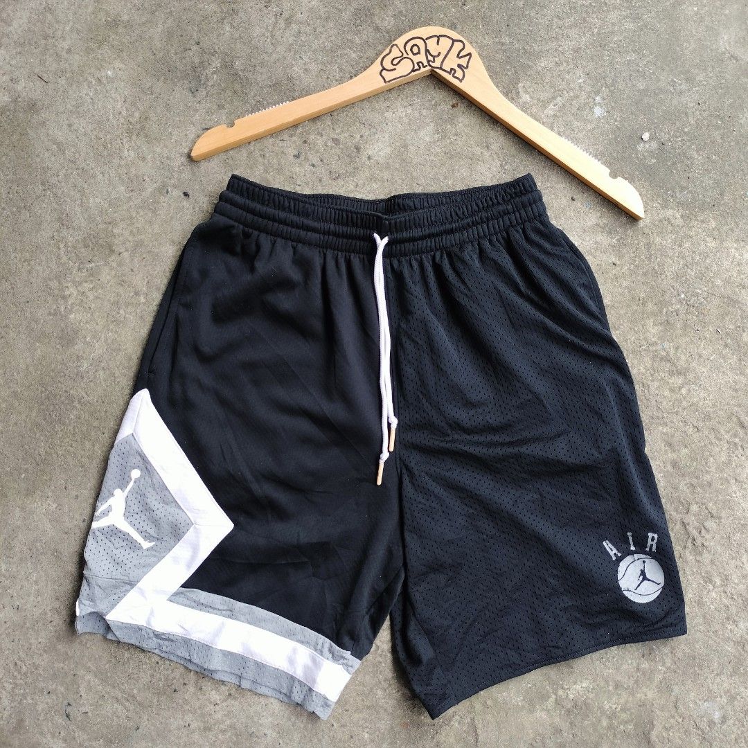 Dna store distorted shorts