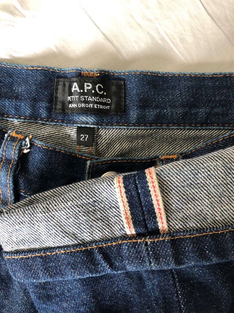 APC Petit Standard, Women's Fashion, Bottoms, Jeans on Carousell