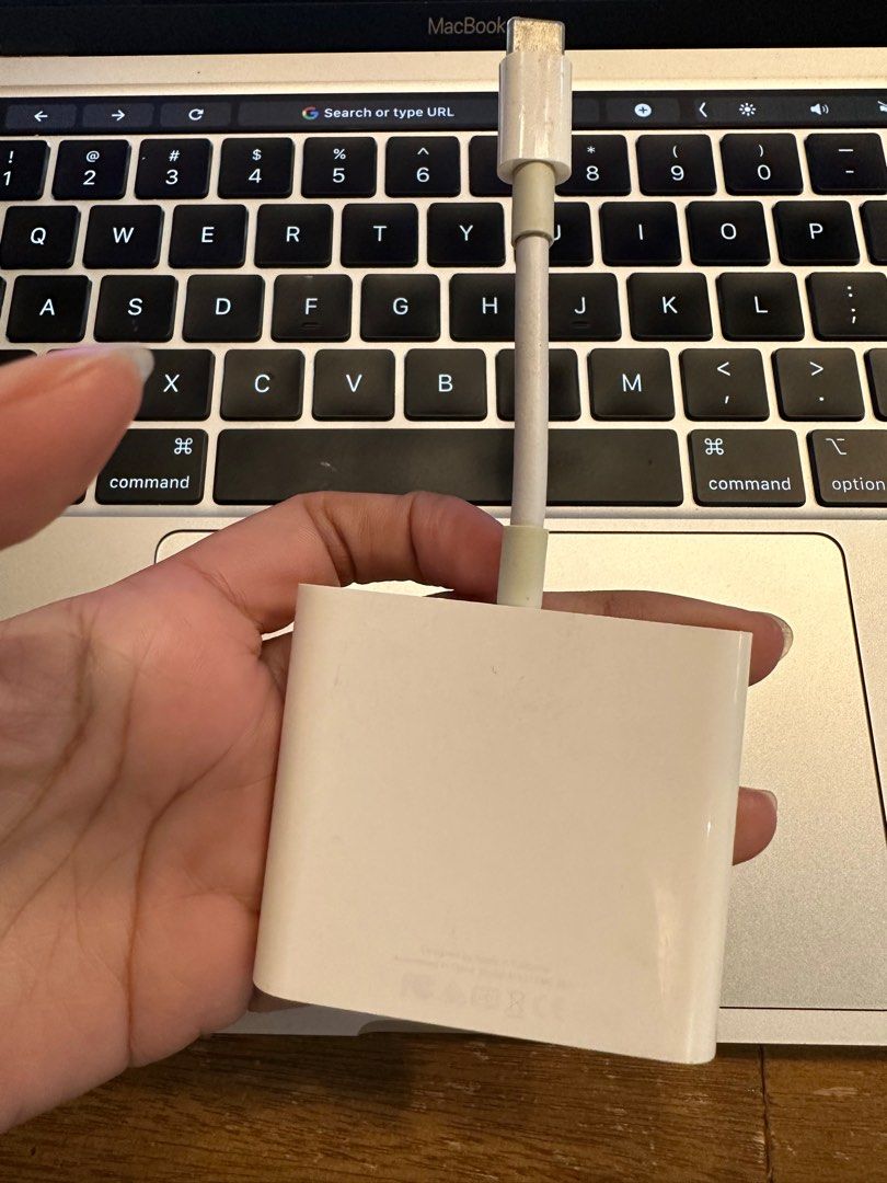 Apple USB C Digital AV Multiport Adapter, Mobile Phones & Gadgets