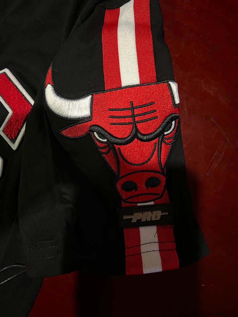 Authentic Pro Standard Chicago Bulls Shirt (Category: Tshirts & Polo Shirts ) located in Siniloan. Submitted by kicksflickph (Listing ID 1210161811, Image 2). Description: .