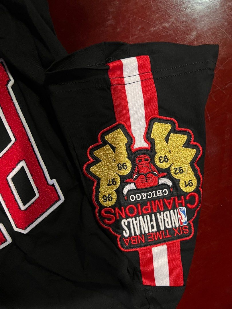 Authentic Pro Standard Chicago Bulls Shirt (Category: Tshirts & Polo Shirts ) located in Siniloan. Submitted by kicksflickph (Listing ID 1210161811, Image 3). Description: .