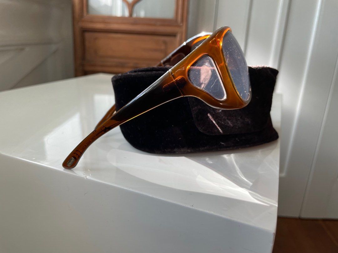 Authentic Tom Ford Pre Loved Sunglasses Women s Fashion Watches Accessories Sunglasses Eyewear on Carousell