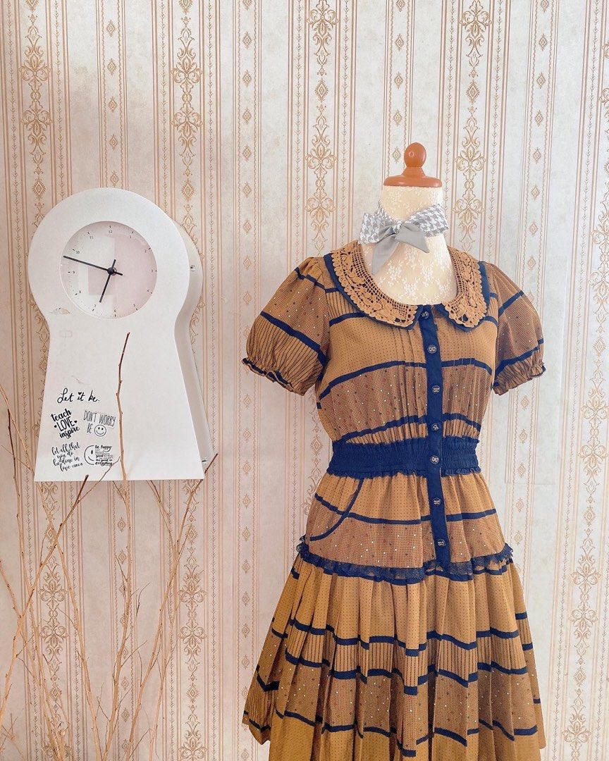 AXES FEMME GOLDEN BROWN MINI GOWN, Women's Fashion, Dresses & Sets