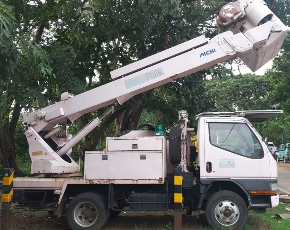 Basket Truck/Man Lift, Special Vehicles, Heavy Vehicles On Carousell