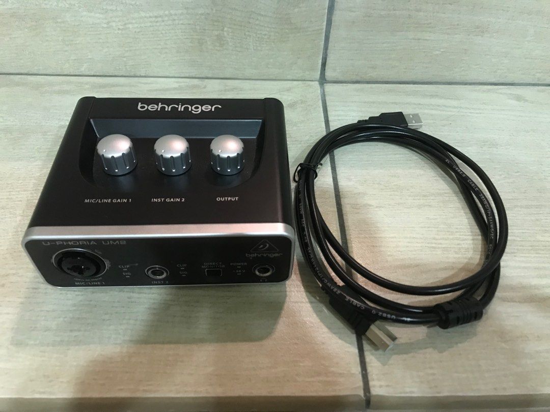 Behringer u-phoria UM2, Hobbies & Toys, Music & Media, Musical ...