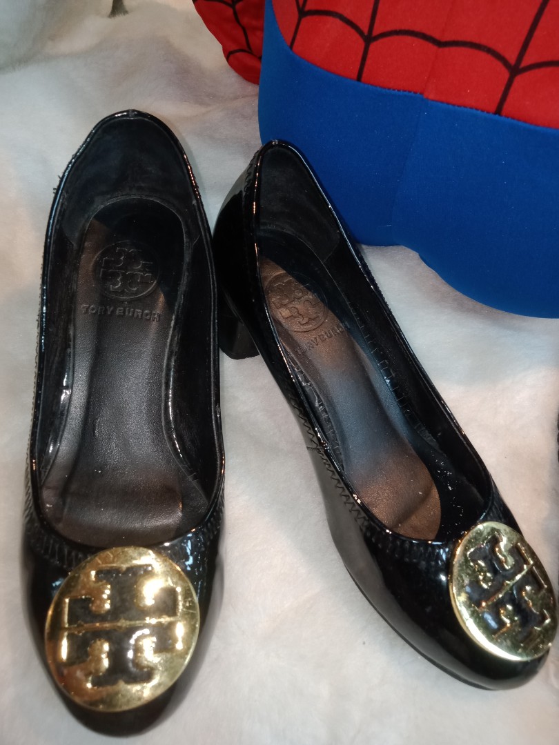 Black Tory Burch, Women's Fashion, Footwear, Flats & Sandals on Carousell