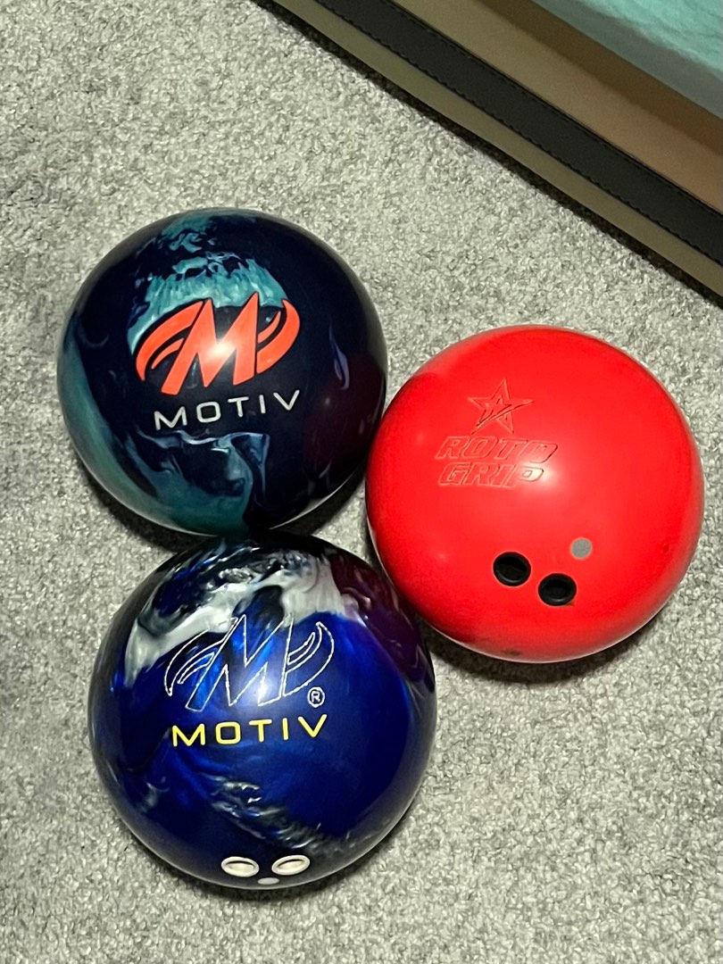 Bowling Ball + Roller Bag, Sports Equipment, Sports & Games, Billiards & Bowling on Carousell