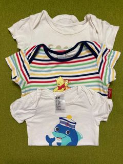 Prelove: Baby romper size 9-12 m