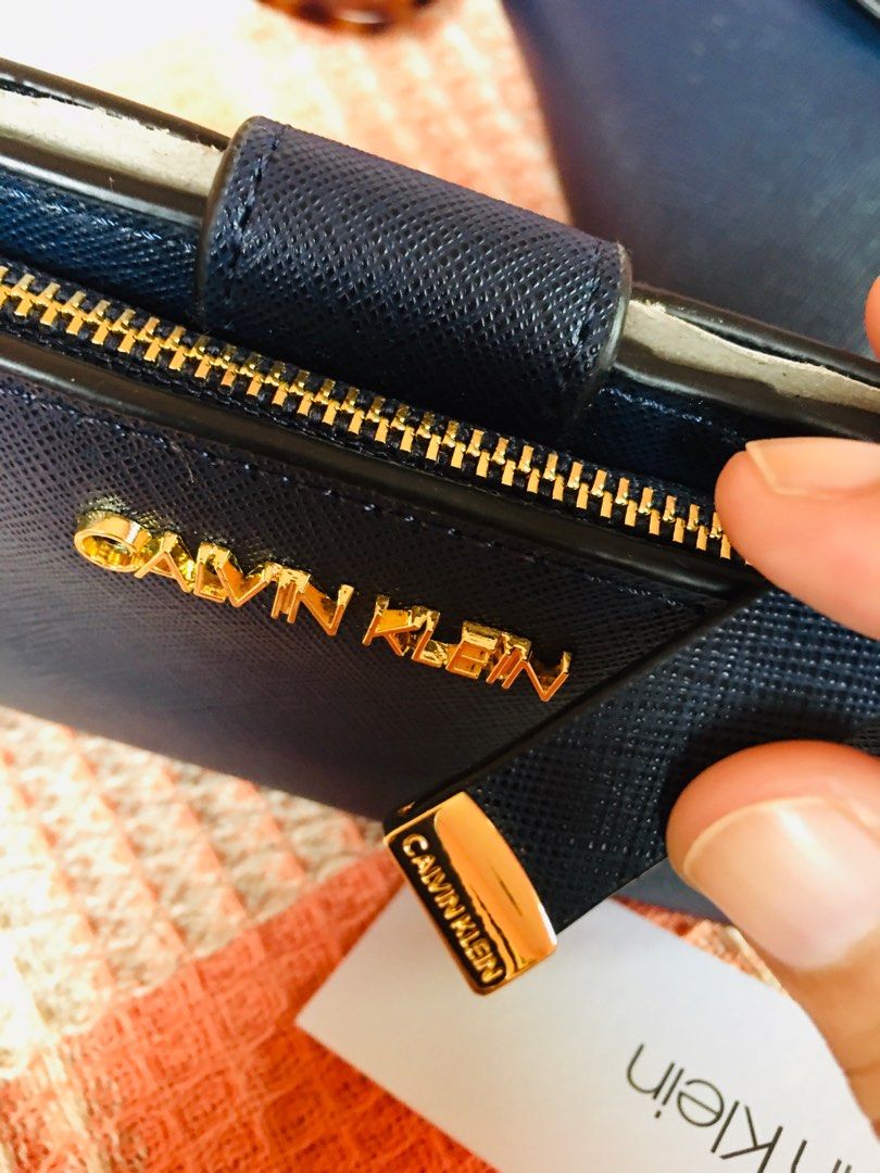 Calvin klein bifold wallet, Women's Fashion, Bags & Wallets, Wallets