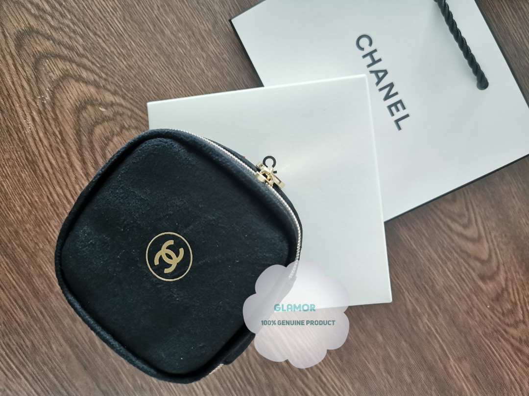Chanel small makeup pouch with mirror, Beauty & Personal Care, Face, Makeup  on Carousell