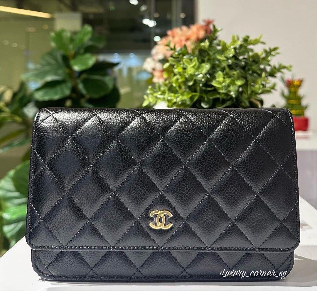CHANEL PST BLACK CAVIAR GHW, Luxury, Bags & Wallets on Carousell