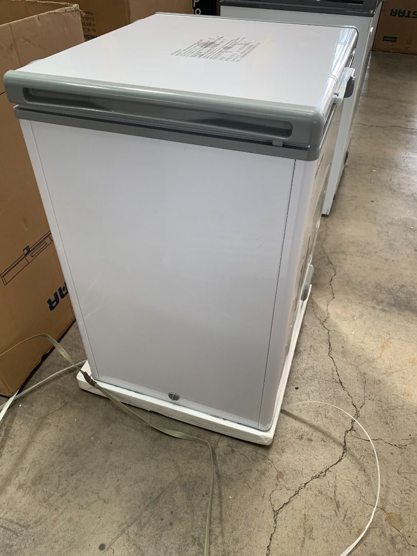 CHEST FREEZER 140L 4321A029934, TV & Home Appliances, Kitchen