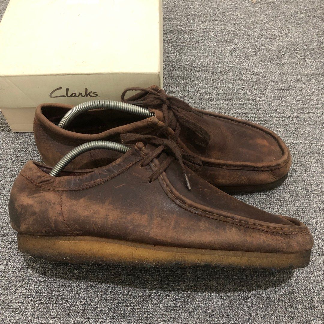 Clarks Wallabee, Fesyen Pria, Sepatu Sepatu Boot di Carousell