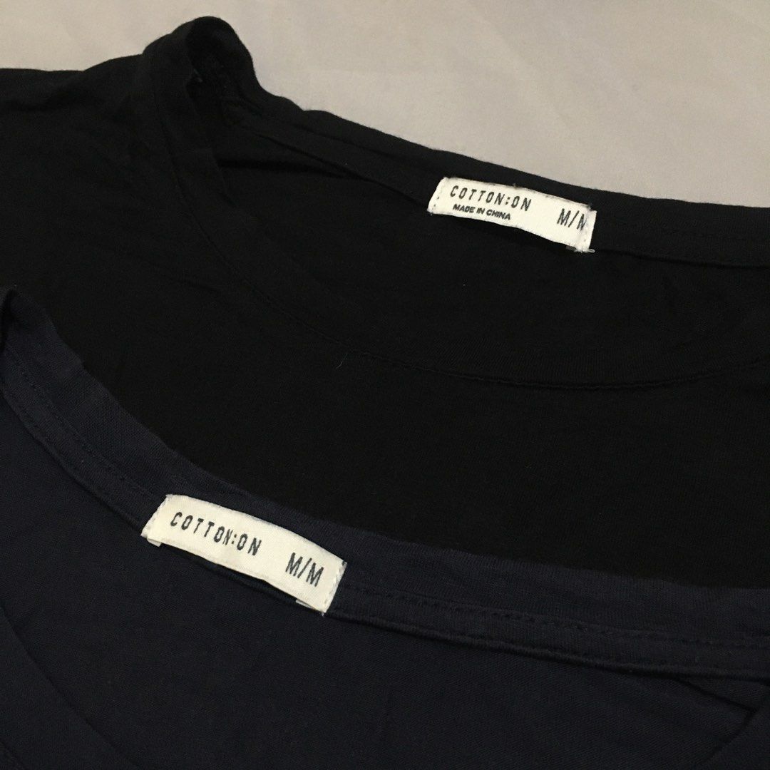 COTTON ON basic crop tops ( black and navy blue) (Category: Shirts) located in Caloocan City. Submitted by nadicart (Listing ID 1210137218, Image 2). Description: Size: Fits S-M (Medium on tag) Colors available: Black, Navy Blue.