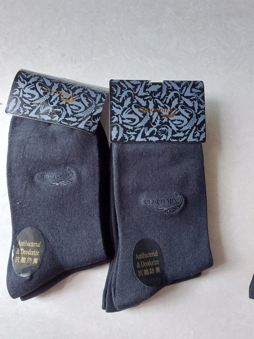 CROCODILE Brand Men's Socks [ 25-27cm ], Men's Fashion, Footwear, Shoe  inserts & accessories on Carousell