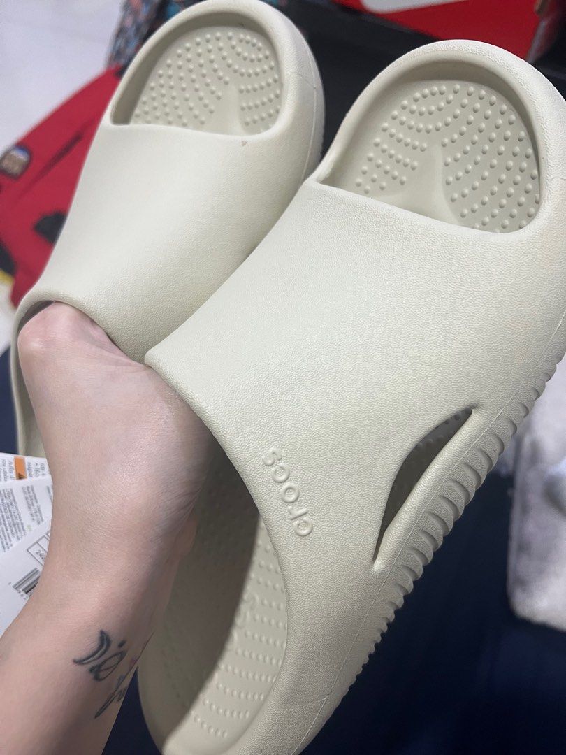 Crocs Mellow Slide in Bone W8, Women's Fashion, Footwear, Slippers and