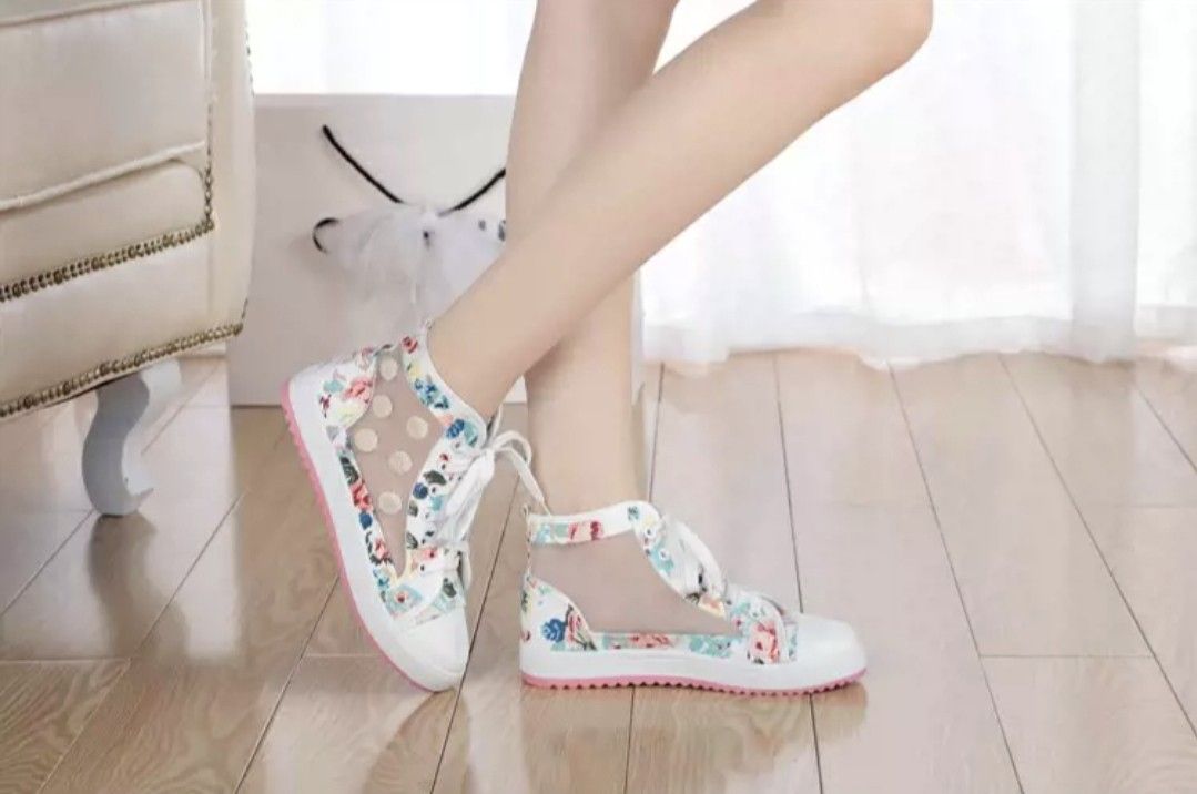 Cute footwear outlet