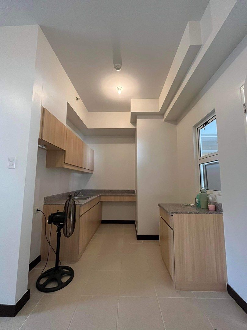 DMCI condo, Property, For Sale, Apartments & Condos on Carousell