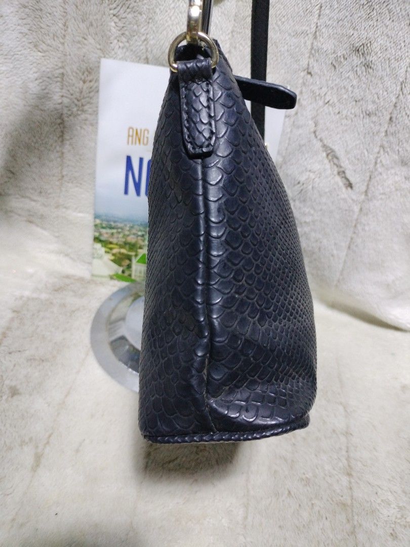Esquire shoulder bag, Luxury, Bags & Wallets on Carousell