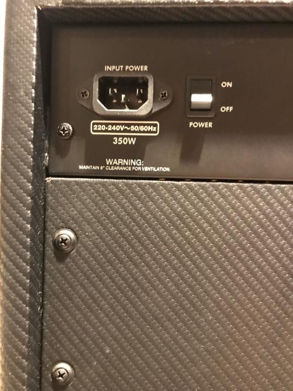 Fender Mustang V (1/2 Stack) Guitar Amplifier, 興趣及遊戲, 音樂樂器 & 配件, 樂器