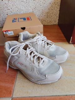 FILA 老爹鞋 奶茶粉 7.5/24.5