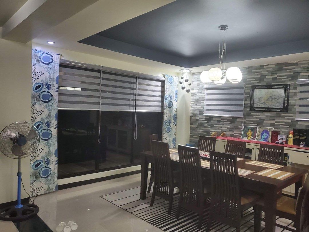 Tagaytay House & Lot For Sale (Near Starbucks Tagaytay Downhill