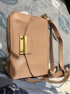 （分類：）位於 。 由 heyhey0909 提交（商品編號 1210071717，圖片 1）。簡介： 。