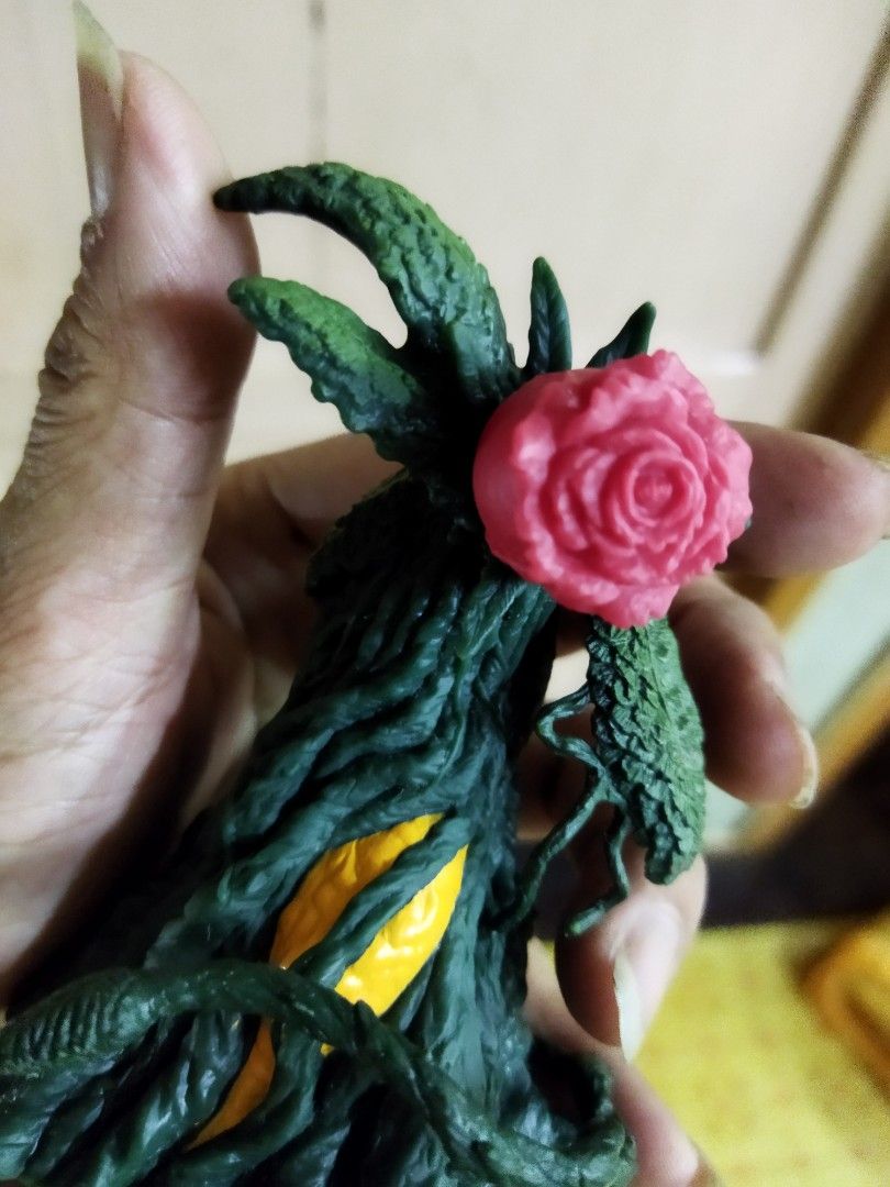 Flower Of The Beast Godzilla Biollante 1st Form Flower Beast, Hobbies & Toys, Collectibles
