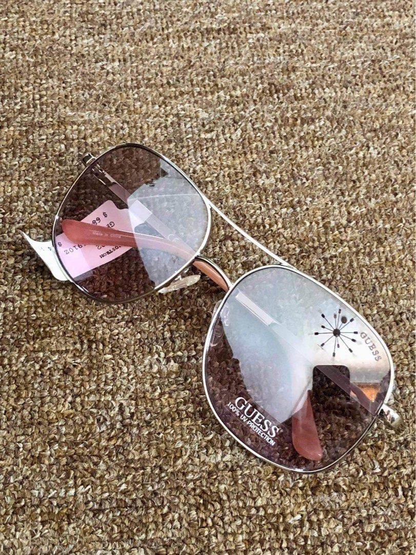 Guess aviator sunglasses with rhinestone heart discount